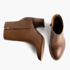 Highline | Walnut -Fashion Shoes Promotion Store 1024x1024 Women Highline Walnut 012423 Flatlay1