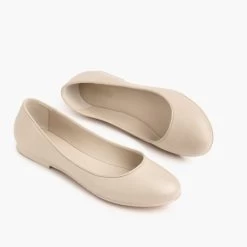 Feliz | Cloud 11 Feliz | Cloud -Fashion Shoes Promotion Store 1024x1024 Womens Feliz Natural 042523 FlatlayAlt